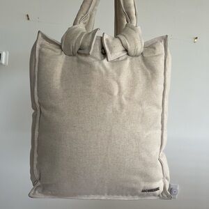 Jacquemus sold out tote
